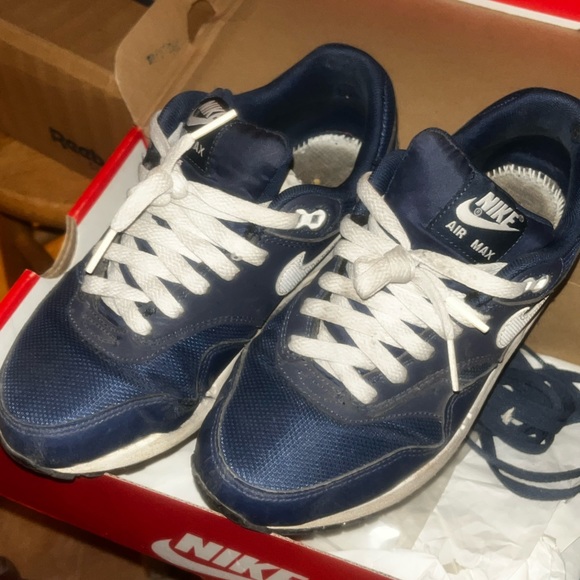 Air Max 1 Sz 5.5 (aka Sz 7) - Picture 1 of 3